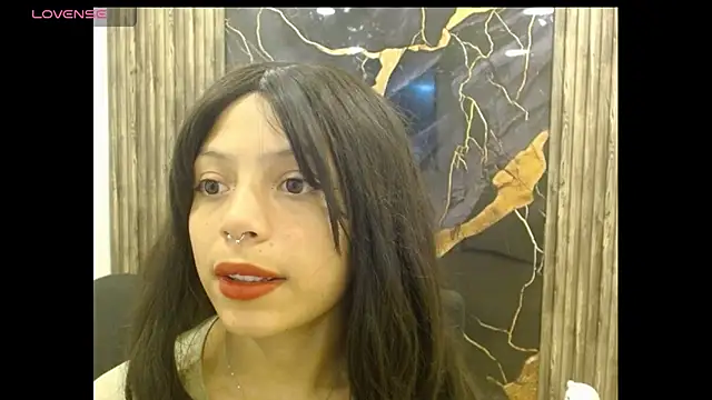 EIVIY1609 online show from September 13, 2025, 1:33 pm