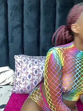 Littlebunny33 online show from July 23, 2026, 9:55 pm