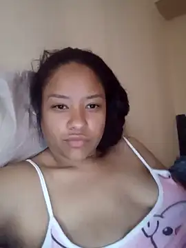 Snapshot of EAAM1@xh chatting on October 6, 2025, 2:07 pm EAAM1xh online show from October 6, 2025, 2:07 pm