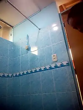 Snapshot of EAAM1@xh chatting on January 7, 2026, 8:25 pm EAAM1xh online show from January 7, 2026, 8:25 pm