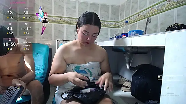 Snapshot of Golosa_hard_sex chatting on October 3, 2025, 2:51 pm Golosa hard sex online show from October 3, 2025, 2:51 pm