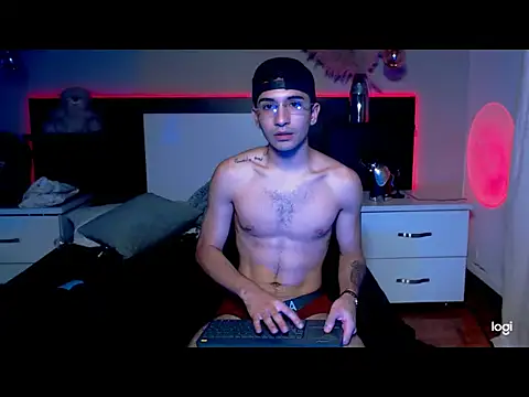 eriikjoness online show from October 30, 2025, 3:38 am