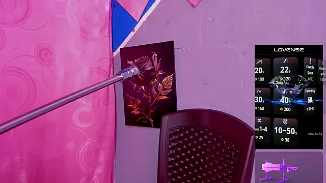 lau-hot online show from April 9, 2026, 8:04 pm