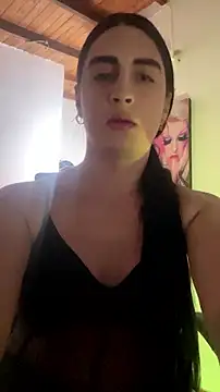 Snapshot of lola_diez chatting on July 18, 2026, 11:46 pm lola diez online show from July 18, 2026, 11:46 pm