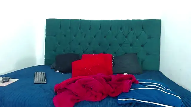 Snapshot of Ariatnaanddilan chatting on November 26, 2025, 9:26 pm Ariatnaanddilan online show from November 26, 2025, 9:26 pm