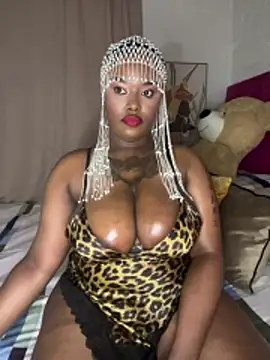 QUEEN NOBUHLE 777 online show from May 28, 2026, 11:32 pm