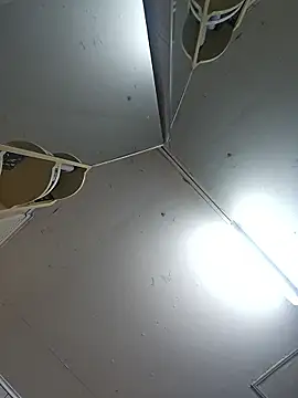 Snapshot of sklkeee05 chatting on November 22, 2025, 12:37 pm sklkeee05 online show from November 22, 2025, 12:37 pm