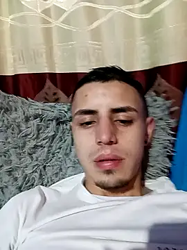 Snapshot of 1C2AM22 chatting on November 20, 2025, 10:38 am 1C2AM22 online show from November 20, 2025, 10:38 am