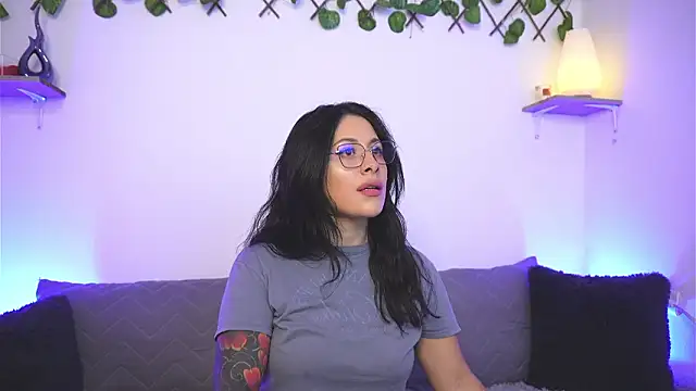 SophiieCumsx online show from January 17, 2026, 4:49 am