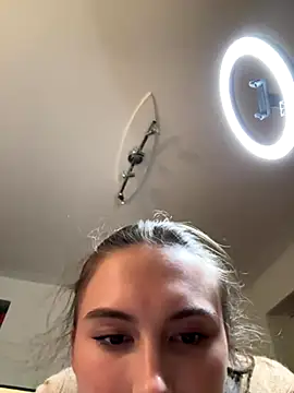 SophiiaStarr online show from October 8, 2025, 5:46 pm