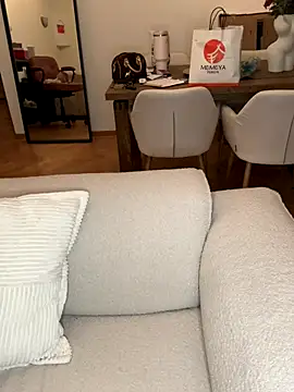 SophiiaStarr online show from November 7, 2025, 6:56 pm