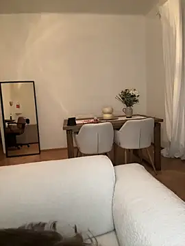 SophiiaStarr online show from March 1, 2026, 7:36 pm