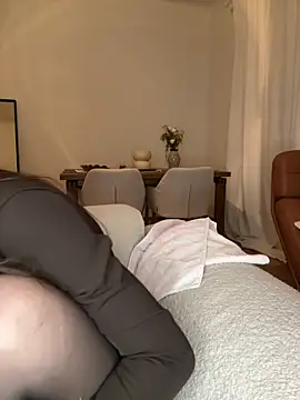 SophiiaStarr online show from March 12, 2026, 7:40 pm