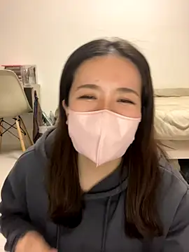 NATSUMI00 online show from November 26, 2025, 3:34 pm