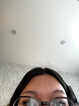 Snapshot of Miyamayame chatting on October 16, 2025, 3:37 am Miyamayame online show from October 16, 2025, 3:37 am