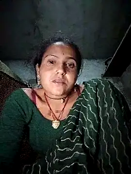 Snapshot of Sonam_shinde chatting on February 13, 2026, 5:35 pm Sonam shinde online show from February 13, 2026, 5:35 pm