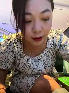 smgirls online show from September 17, 2025, 8:49 am