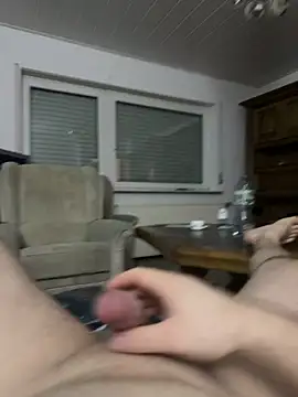 flamur albania online show from March 6, 2026, 10:38 pm