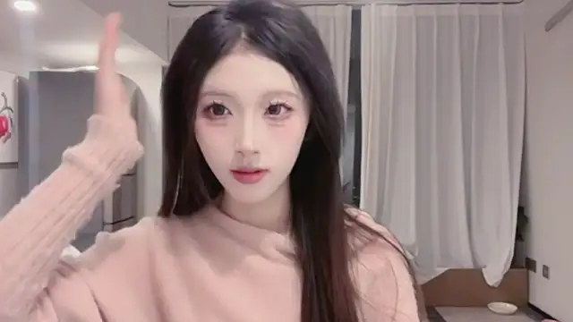 Snapshot of ZhaoZhao-ZM chatting on December 16, 2025, 2:32 pm ZhaoZhao-ZM online show from December 16, 2025, 2:32 pm