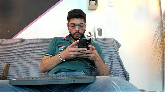 DanteWinter online show from March 29, 2026, 3:30 am