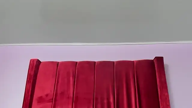 Snapshot of MarianRosse chatting on November 29, 2025, 5:13 pm MarianRosse online show from November 29, 2025, 5:13 pm