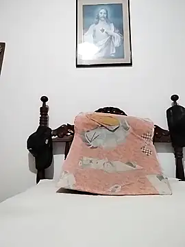 Snapshot of latinblack16 chatting on November 18, 2025, 4:38 am latinblack16 online show from November 18, 2025, 4:38 am