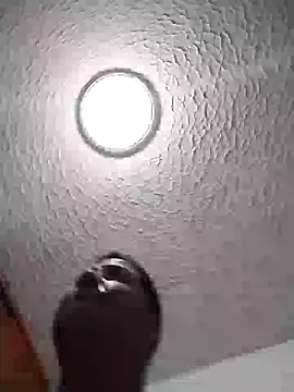 Snapshot of latinblack16 chatting on November 24, 2025, 3:17 am latinblack16 online show from November 24, 2025, 3:17 am