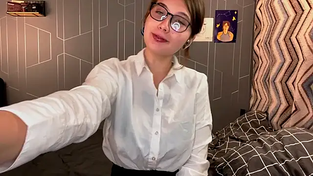 Snapshot of Pinkicookiee chatting on September 20, 2025, 3:39 pm Pinkicookiee online show from September 20, 2025, 3:39 pm