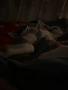 beyeu110202 online show from December 19, 2025, 6:32 pm