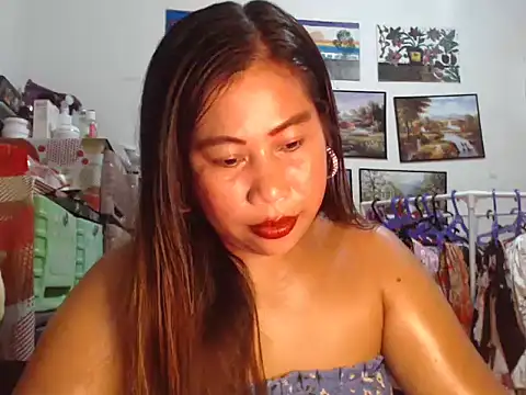 Snapshot of filipina_beauty chatting on October 22, 2025, 6:29 pm filipina beauty online show from October 22, 2025, 6:29 pm