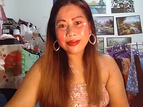 Snapshot of filipina_beauty chatting on November 8, 2025, 6:33 pm filipina beauty online show from November 8, 2025, 6:33 pm