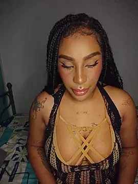 Queen Amara online show from May 21, 2026, 3:59 am