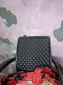 Snapshot of Komal-Rajput chatting on November 23, 2025, 3:55 pm Komal-Rajput online show from November 23, 2025, 3:55 pm