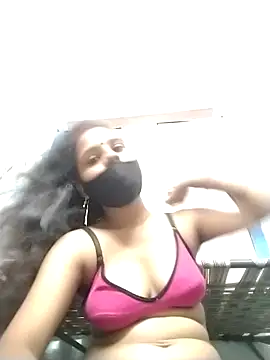 Snapshot of Komal-Rajput chatting on September 15, 2025, 6:25 am Komal-Rajput online show from September 15, 2025, 6:25 am