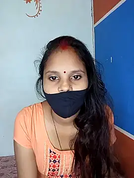 Snapshot of Komal-Rajput chatting on November 8, 2025, 3:37 pm Komal-Rajput online show from November 8, 2025, 3:37 pm