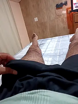 Snapshot of Gallo001 chatting on February 25, 2026, 4:23 am Gallo001 online show from February 25, 2026, 4:23 am