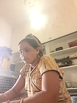 Hot-kal93 online show from September 13, 2025, 8:03 am