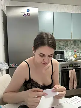 Risky-Flower online show from July 1, 2026, 4:51 pm