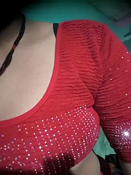 Snapshot of Hot-dasi52 chatting on December 17, 2025, 4:45 pm Hot-dasi52 online show from December 17, 2025, 4:45 pm