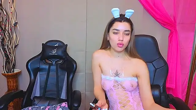 MaryamXSX online show from September 28, 2025, 1:12 am