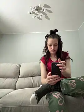 Maialona78 online show from April 15, 2026, 9:15 pm