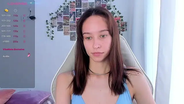 Snapshot of _Alissaa chatting on October 12, 2025, 1:23 pm Alissaa online show from October 12, 2025, 1:23 pm