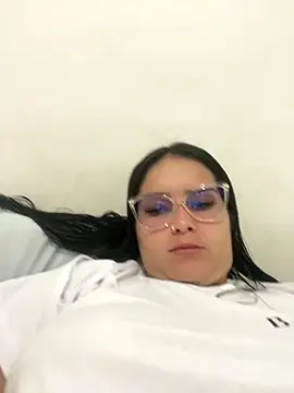 Snapshot of amberbakee chatting on October 21, 2025, 7:13 pm amberbakee online show from October 21, 2025, 7:13 pm