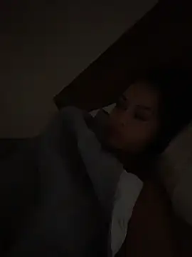 Snapshot of amberbakee chatting on November 7, 2025, 12:10 pm amberbakee online show from November 7, 2025, 12:10 pm