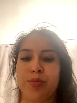 Snapshot of amberbakee chatting on December 20, 2025, 2:42 pm amberbakee online show from December 20, 2025, 2:42 pm