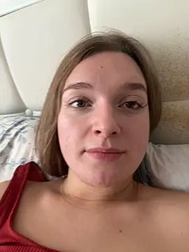 Snapshot of Bellatrisssaa chatting on November 1, 2025, 6:41 am Bellatrisssaa online show from November 1, 2025, 6:41 am