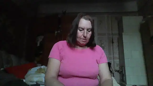 Snapshot of AnnaLive570 chatting on November 4, 2025, 10:30 am AnnaLive570 online show from November 4, 2025, 10:30 am