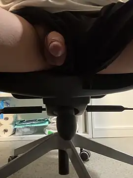 JJ 131 online show from April 17, 2026, 8:33 pm