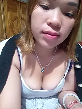 Snapshot of keobong-00 chatting on October 29, 2025, 10:31 pm keobong-00 online show from October 29, 2025, 10:31 pm