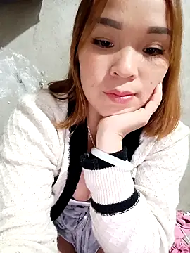 Snapshot of keobong-00 chatting on November 18, 2025, 1:03 pm keobong-00 online show from November 18, 2025, 1:03 pm